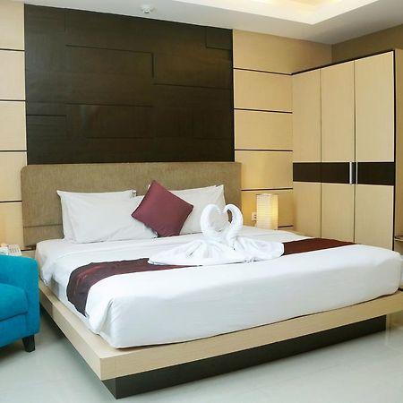 Orchardz Hotel Ayani Понтианак Экстерьер фото